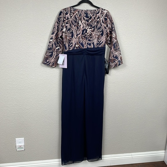 NWT JS Collections Carrie Bateau Gown Navy Blue Embroidered Sequin Sz 10 - Picture 6 of 12